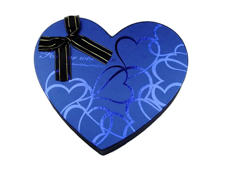 Heart-Shapped-Boxes-2-