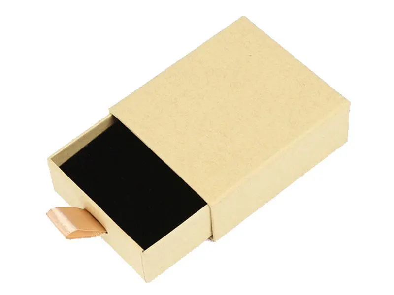 Sleeve-Necklace-Boxes-3-