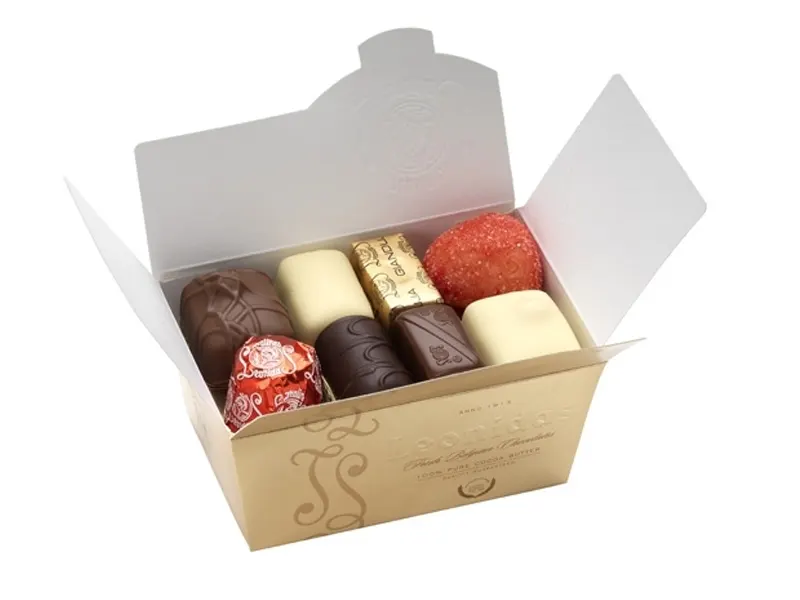 four-corner-ballotin-boxes